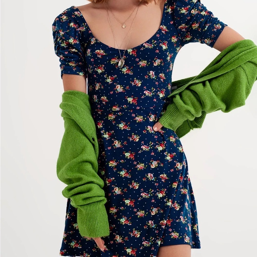 Q2 Floral Puff Sl Mini Skater Dress